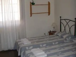 蒙卡达埃尔修道院旅馆 招待所 蒙卡达